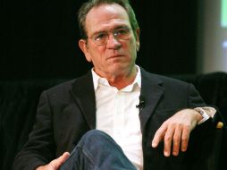 Tommy aportará fuerza, inteligencia e influencia a la versión del general Douglas MacArthur, opina el productor Gary Foster. ESPECIAL  /