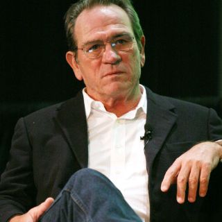Tommy Lee Jones será el general MacArthur en ''Emperor''
