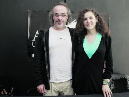 Los directores Santiago y Tisa Pando exponen en su largometraje los cambios profundos que experimenta la gente.  /