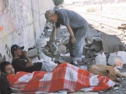 Un 70% de los migrantes que pasan por la metrópoli rumbo a Estados Unidos, sufre algún tipo de violación a los derechos humanos.  /