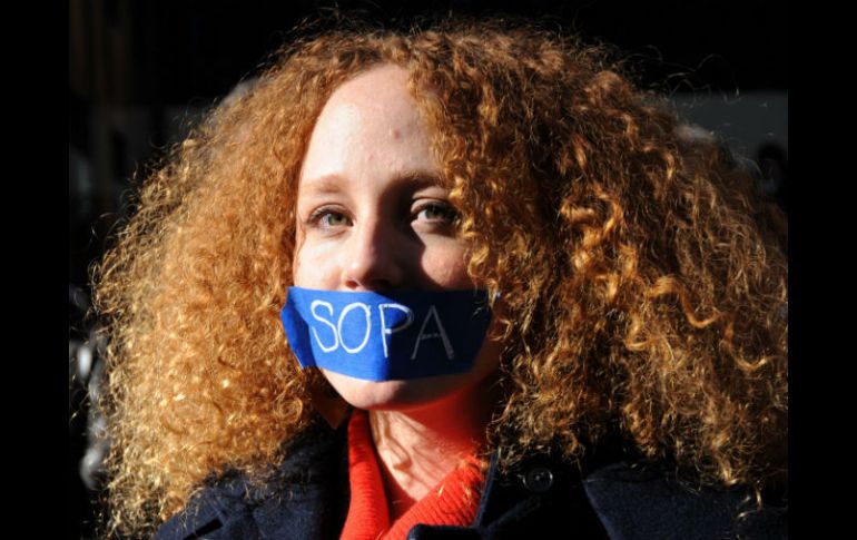 La discusión del proyecto antipiratería provocó manifestaciones en las calles y en el Internet.  /