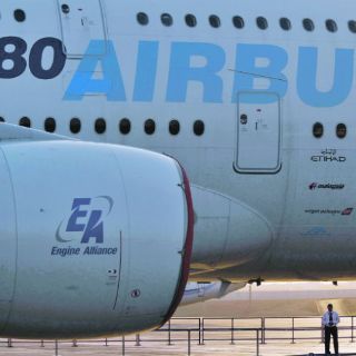 Piden revisión de aviones por fisuras