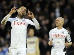 Clint Dempsey, del Fulham, celebra una de las antoaciones donde lograron sacar la victoria. REUTERS  /