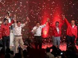 Enrique Peña Nieto y Aristóteles Sandoval se presentan en el Auditorio Telmex ante miles de simpatizantes.  /