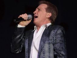 Emmanuel no sólo derrochó talento en el escenario, también provocó ternura y risas entre sus fans. ARCHIVO  /