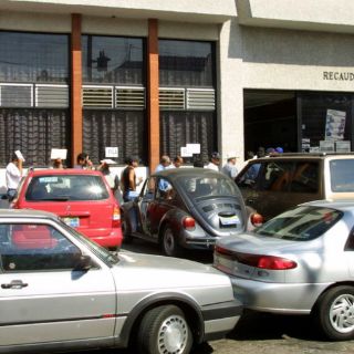 Embargan a más de 300 carros por falta de pago de tenencia