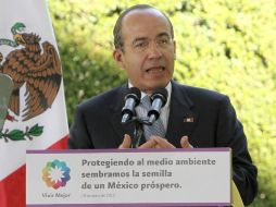 El Presidente Felipe Calderón dijo que confía en que se construya rapidamente el centro de convenciones de La Paz. NTX  /
