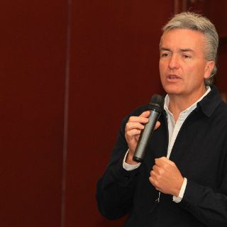 Petersen destaca alianza para combatir corrupción
