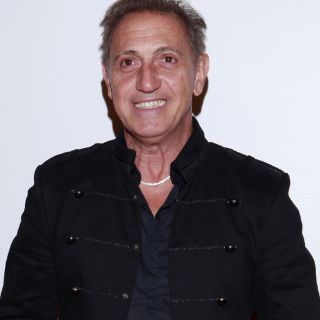 Listo Franco De Vita para iniciar 'Tour mira más allá 2012' en febrero