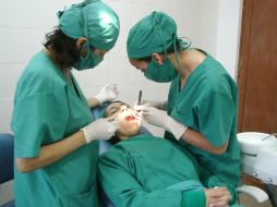 Cabe mencionar que la fluorosis dental, en México, perjudica a varios municipios de por lo menos cinco estados. ID  /