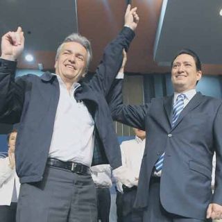 Alfonso Petersen se fortalece: Ulloa se suma a su campaña