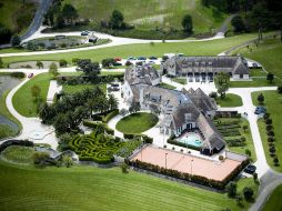 La ostentosa mansión de Kim Schmitz es muestra del tren de vida que se puede dar quien gana 110 mil dólares diarios. AP  /