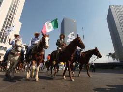 Integrantes de la caravana marcharon por calles de la ciudad antes de reunirse con funcionarios de Gobernación. REUTERS  /