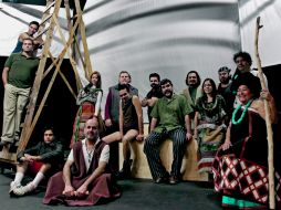 Elenco de Los endemoniados, obra que la Compañía Estatal de Teatro montará a partir del 2 de marzo, en el Teatro Degollado.  /