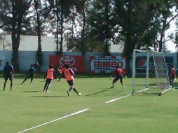 El entrenamiento matutino fue dirigido por Héctor Real.  /
