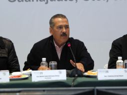 El senador Manlio Fabio Beltrones dice que no se dejará presionar ni de la Iglesia Católica. NTX  /