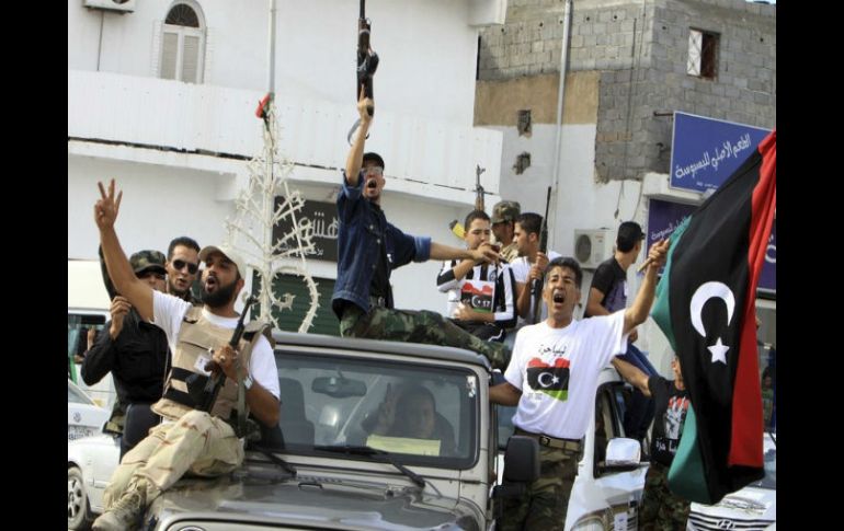 Según los rebeldes son antiguos voluntarios gadafistas que fueron liberados tras la guerra.EFE  /