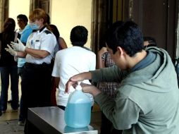 Autoridades convocaron a las comunidades escolares a activar filtros.  /