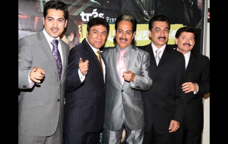 La gira es para promocionar el álbum acústico de la agrupación 'MTV Unplugged: Los Tigres del Norte y amigos'. ARCHIVO  /