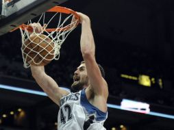 Love cumple su cuarta temporada en la NBA. EFE  /