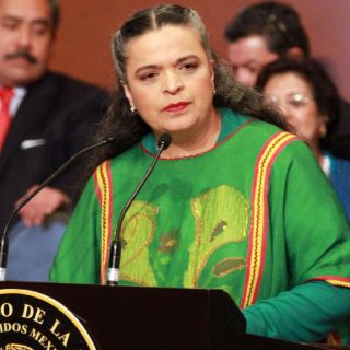 Pide licencia Paredes para buscar candidatura al Distrito Federal