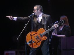 Alex Syntek tendrá una participación especial en el concierto que dará Elton John en el Omnilife. ARCHIVO  /