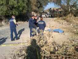 Los municipales aseguraron la zona y solicitaron la presencia del Ministerio Público adscrito al Semefo para la averiguación previa.  /