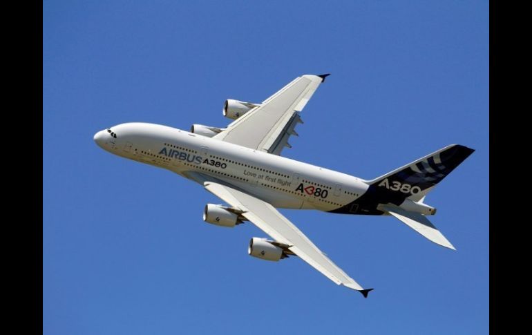 La afectación magnética se concentra sobre los polos magnéticos de la tierra, afectando a los vuelos transpolares. ARCHIVO  /