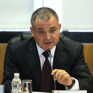 Debido a salarios bajos, los policías son vulnerables al crimen: SSP