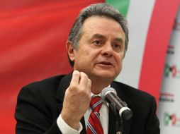 El presidente del partido, Pedro Joaquín Coldwell, participa en la reunión. ARCHIVO  /