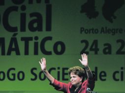 La presidenta Dilma Rousseff dijo que su país está ''ganando'' la batalla contra la desigualdad y la exclusión. AFP  /