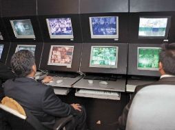 Debido a la inviolabilidad del recinto legislativo garantizada por la Constitución, la PGR le solicitó autorización. EL UNIVERSAL  /