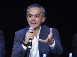 Mancera presentó a su equipo de campaña. EL UNIVERSAL  /