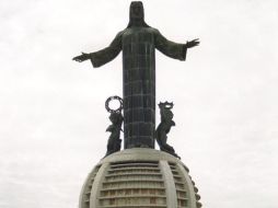 El padre del Santuario de Cristo Rey en el Cerro, dice que el lugar estará lleno de espiritualidad. ARCHIVO  /