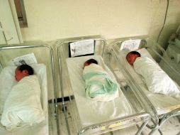 Dona su esperma gratis a ''parejas casadas con problemas de fertilidad y a  parejas femeninas de hecho''.  /