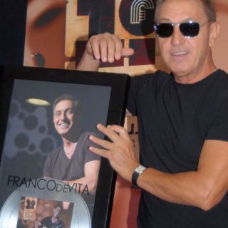 Franco de Vita le duele que el disco ''haya perdido su valor como concepto''