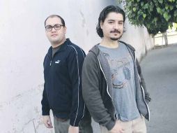 Samuel Reyes (izquierda), el director del filme, y Mario Pérez, guionista y productor, ya trabajan en la posproducción.  /