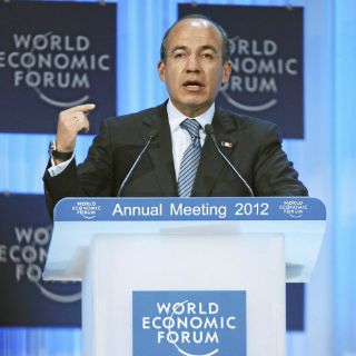 Termina Foro de Davos con temor a crisis europea