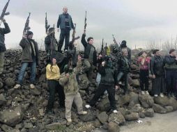 Rebeldes sirios se manifiestan contra el presidente Bashar al Assad, en Kafranbel. REUTERS  /