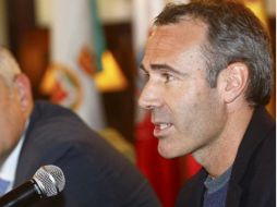 El capitán del equipo español de la Copa Davis, Alex Corretja durante la rueda de prensa que ha ofrecido hoy. EFE  /