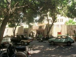 Se desconoce el número de estadunidenses que han optado por refugiarse en la embajada como medida de precaución. AP  /