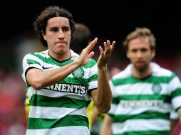 Efraín Juárez regresa al futbol escocés, en la imagen foto de archivo de su primera etapa en el Celtic. MEXSPORT  /