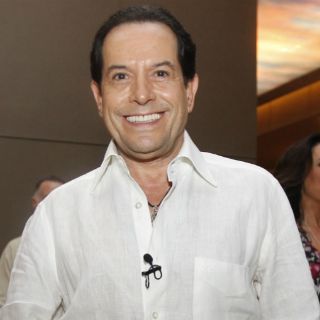 Origel revela que De Llano le entrega ternas de Premio TVyNovelas