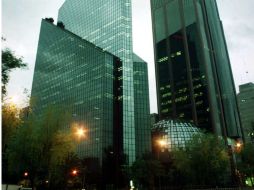 En la jornada se negociaron 437.4 millones de títulos por un monto de  13 mil 036.9 millones de pesos. ARCHIVO  /