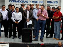 Salvador Caro Cabrera toma la palabra durante la instalación del comité prodefensa de la militancia y legalidad del PRI Jalisco.  /