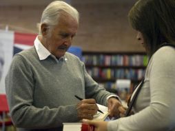 El escritor se encuentra de visita el Colombia. AFP  /