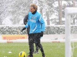 Forlán llegó al Inter a inicios de la temporada pero no participó porque estuvo en la Liga Europea con su exequipo. ESPECIAL  /