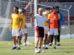 En la práctica de hoy, Eugui ordenó trabajos a balón parado.  /