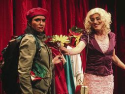 • Valentina y Valentona narra el encuentro de dos mujeres contrarias, pero con un mismo fin.  /