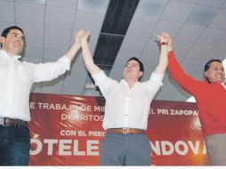 Aristóteles (centro) estuvo acompañado por Héctor Vielma y Arturo Zamora (derecha).  /